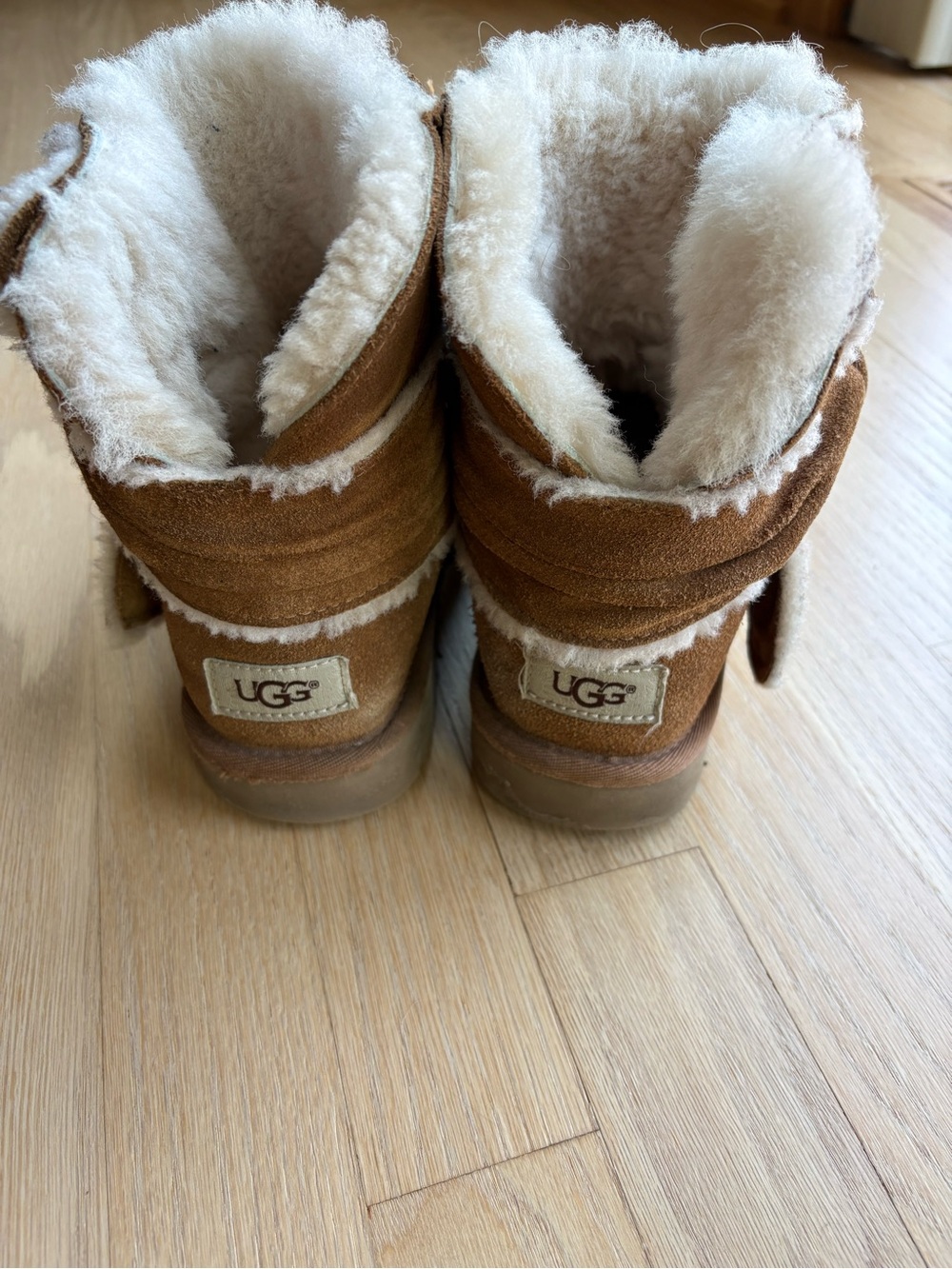 UGG Chestnut Suede Shearling Short Boot - Picture 2 of 10